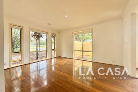 1 Ayrton Street, Gungahlin ACT 2912 - House For Rent | Domain - Photo 2