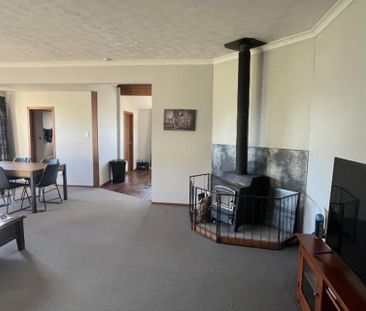 7 High Street, Gore Surrounds - Photo 1