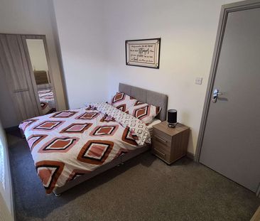 Rigg Street Room 2 - Photo 3