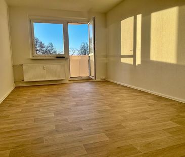 Helle 2-Zimmer-Wohnung mit Balkon im 2. Obergeschoss – frisch renov... - Photo 4