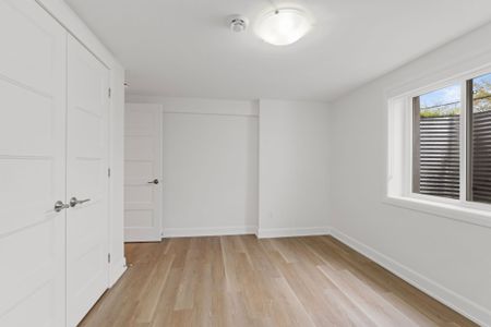 For Lease - 636 Mutual Street Unit# B, Overbrook - Castleheights and Area, Ontario - Photo 4