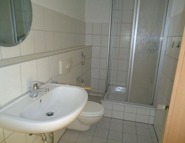 ~~Helle 4-Zimmer Dachgeschoss-Wohnung mit Balkon, in ruhiger Lage~~ - Foto 1