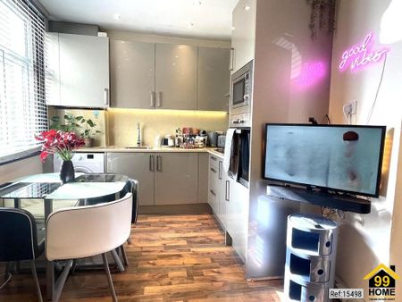 2 bedroom apartment to rent - Photo 3