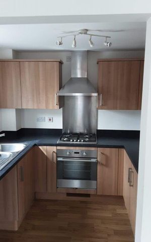 1 Bed Flat, Maes Yr Ehedydd, Carmarthen – Min. annual household income £17k from a salary (not including benefits) - Photo 4