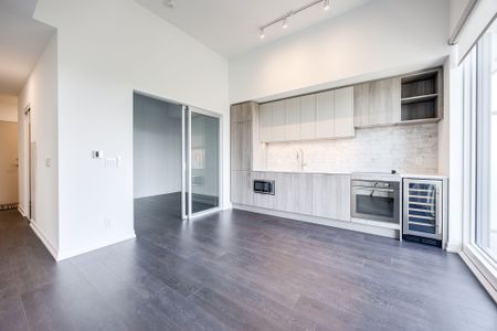 For Lease - 2020 Bathurst Street Unit# PH10, Toronto, Ontario - Photo 2