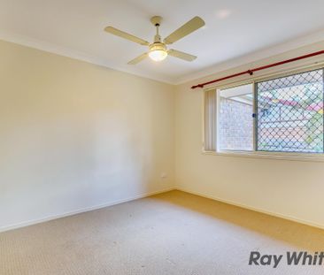 Entertainers Delight, Complete With Pool & Pot Belly Fire Place - Photo 2