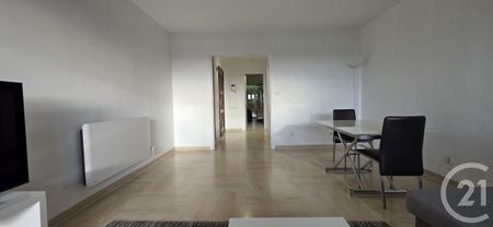 Location Appartement 2 pièces 47m² NICE 06300 - Photo 2