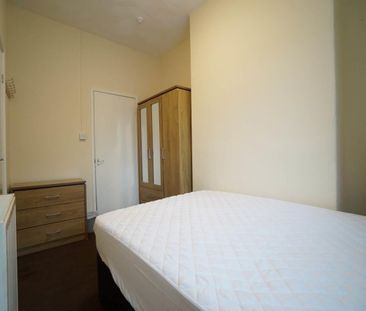 Apartment 2 57 High Street - Photo 2