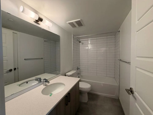 For Lease - 1010 Sandy Beach Road Unit# 12, Pickering, Ontario - Photo 1