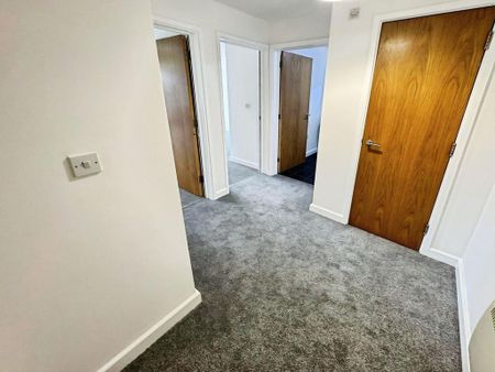 1 bedroom flat to rent - Photo 2
