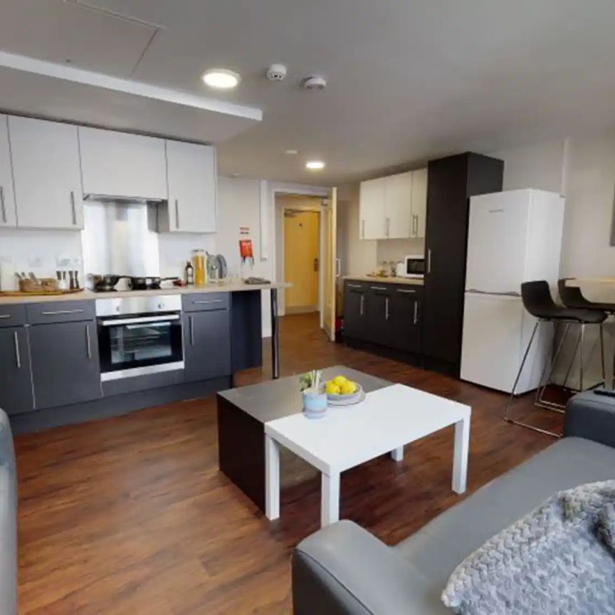 Silver En Suite - Photo 1