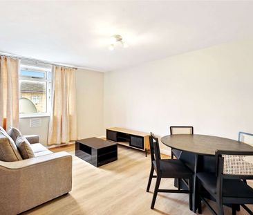 2 bedroom apartment close to Nine Elms tube station. - Photo 2