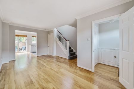 2 bedroom semi-detached house to rent - Photo 5