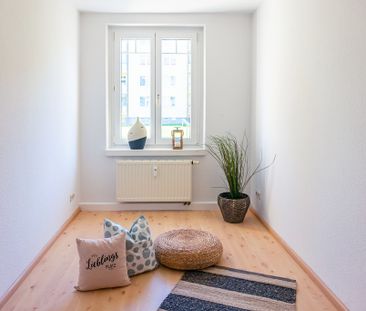 3-Raum-Wohnung mit Balkon in ruhiger Seitenstraße gelegen - Photo 2