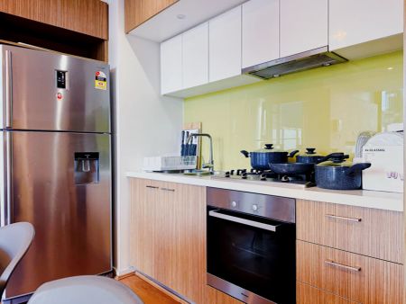 8 Sutherland St., Melbourne - Photo 5