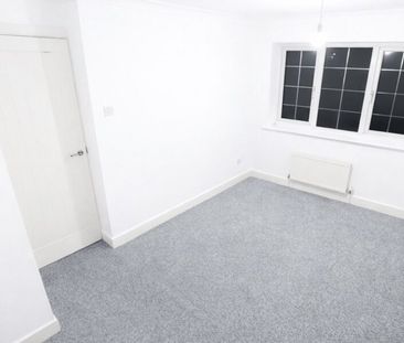 Broadlawns Drive, Stoke-On-Trent, ST3 5XP - Photo 5