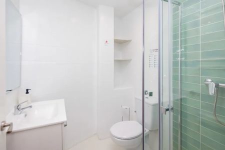 Carrer de Rodrigo de Pertegás, Valencia, Valencian Community 46023 - Photo 5