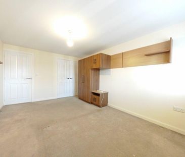 Sika Gardens, Three Mile Cross, Reading, RG7 1WF - Photo 4