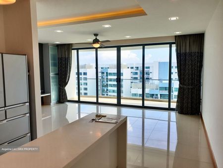 Waterfront Waves (D16), Condominium - For Rent - Photo 2