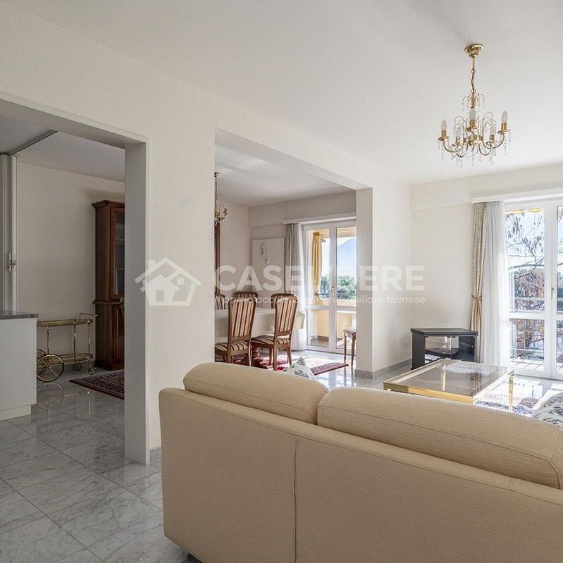 3.5 LOCALI VISTA LAGO IN MURALTO - Photo 1