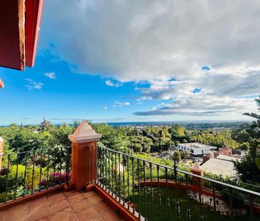2 bedroom luxury Flat for rent in Benahavís, Andalusia - Photo 1