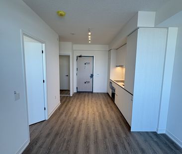 For Lease - 8 Interchange Way Unit# 2205, Vaughan, Ontario - Photo 5