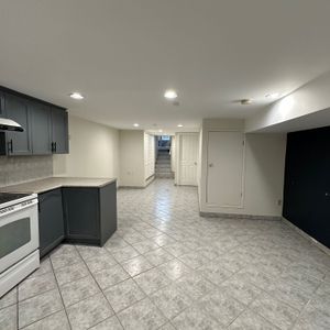 For Lease - 113 Kirknewton Road, Toronto, Ontario - Photo 3