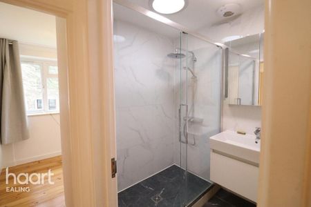 4 bedroom terraced house to rent - Photo 4