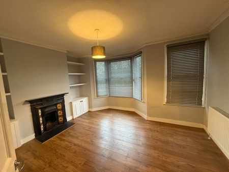 1 Bed Flat, Long Lane, N3 - Photo 3