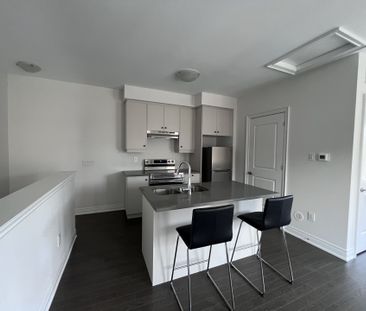 For Lease - 6 Fred Lablanc Drive Unit# coach, Markham, Ontario - Photo 3
