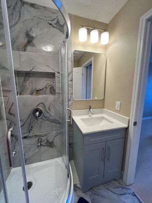 For Lease - 13 Rouge River Drive Unit# B, Toronto, Ontario - Photo 1