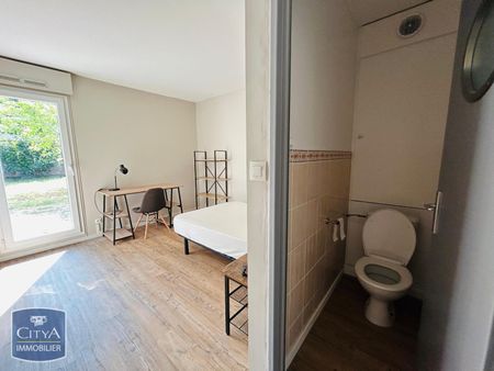 Location Appartement 1 pièce 17m² ANGERS 49000 - Photo 4