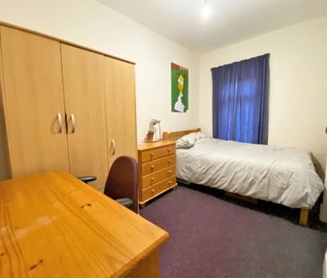 4 bedroom house to rent - Photo 3