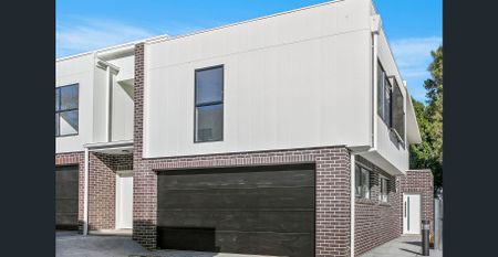 Boutique Townhouse In Dapto - Photo 5