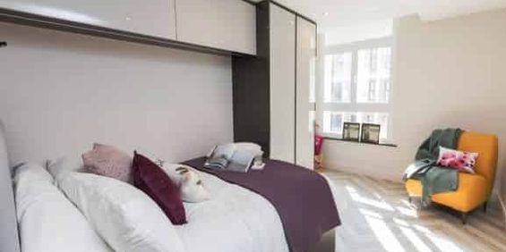 Gold 2 Bed Apartment - Photo 3