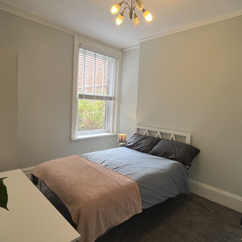 Ashley Road, Poole, Dorset, BH14 - Photo 1