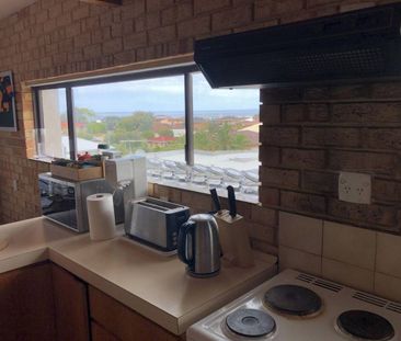 2 Bed Apartment, PANORAMIC OCEAN VIEWS, top 2 floors, HUGE 185m2 + ... - Photo 5