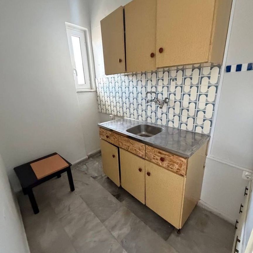 Studio/Γκαρσονιέρα για ενοικίαση Αγία Σοφία (Πάτρα) - Photo 1