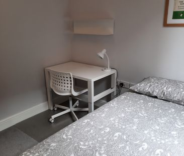 BEDROOM 11 – BRONZE - Photo 3