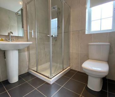 3 bedroom detached bungalow to rent - Photo 1