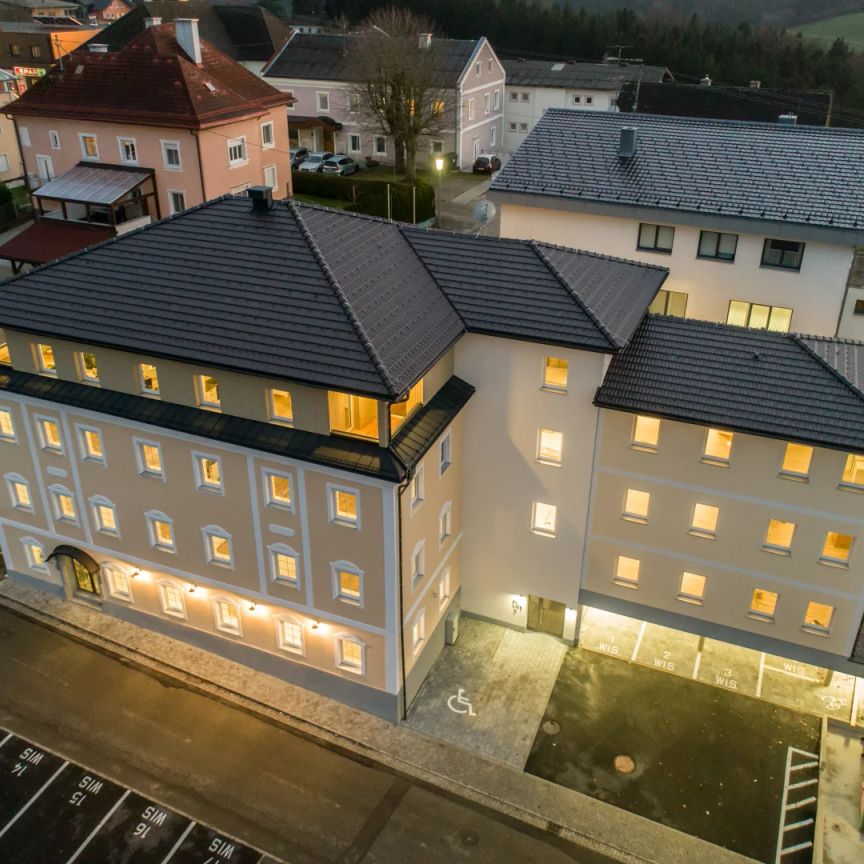 Gemütliche 2-Zimmer-Wohnung mit möblierter Küche in Maria Schmolln - Foto 1