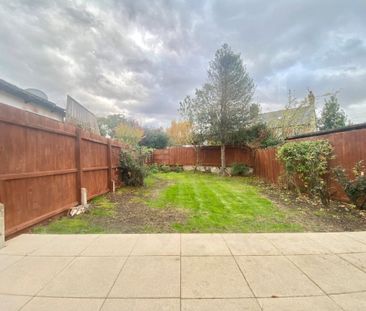 Peterborough - Photo 3