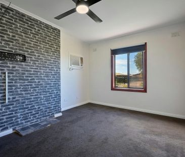 1 Henderson Street - Photo 4