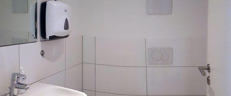 Kurz- oder langfristig zu mieten: schön möbl. 2-Zi-Whg am See! - Foto 1