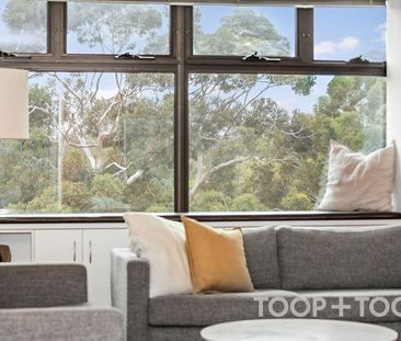 Stylish Fully Furnished Apartment with Park Views - Photo 3