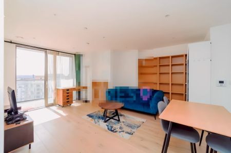 1 Bedroom 1 Bathroom Flat 1705 - Photo 3