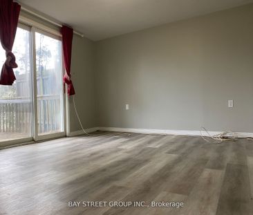 For Lease - 100 Oakdale Drive, Oakville, Ontario - Photo 2