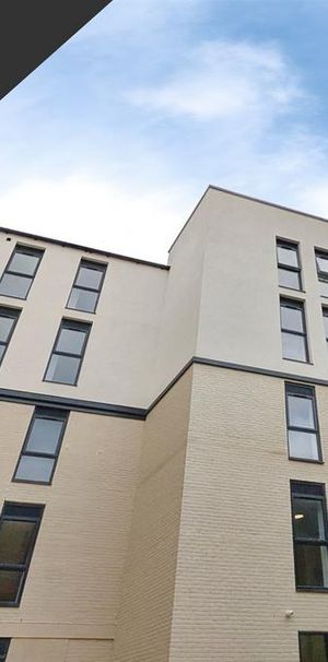 1 bedroom flat to rent - Photo 2