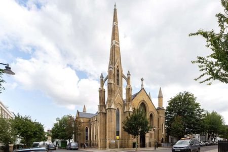 A large two bedroom apartment set within a church conversion in Angel. - Photo 3