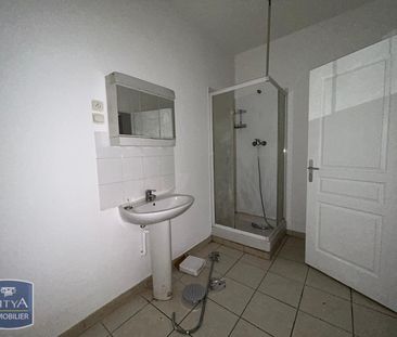 Location Appartement 2 pièces 51m² CARPENTRAS 84200 - Photo 4